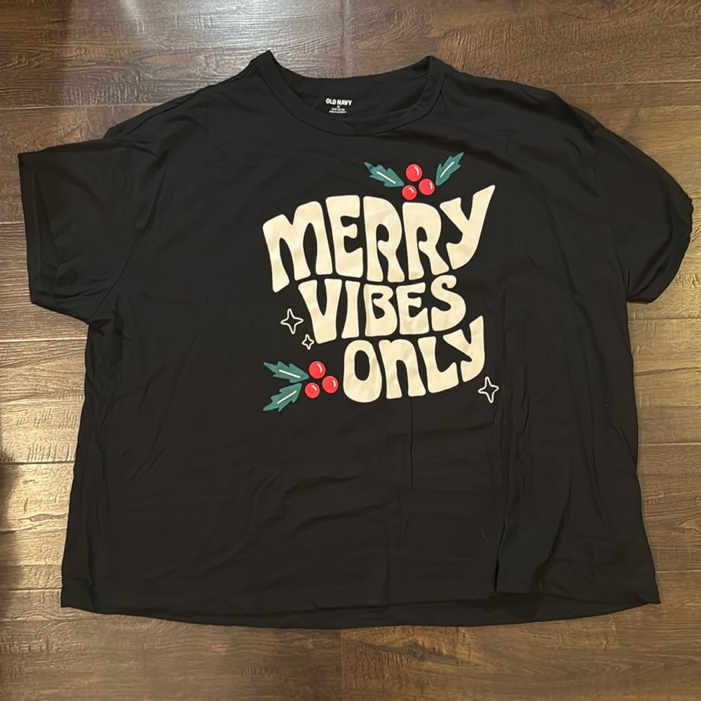 Old Navy Merry Vibes Only Tee